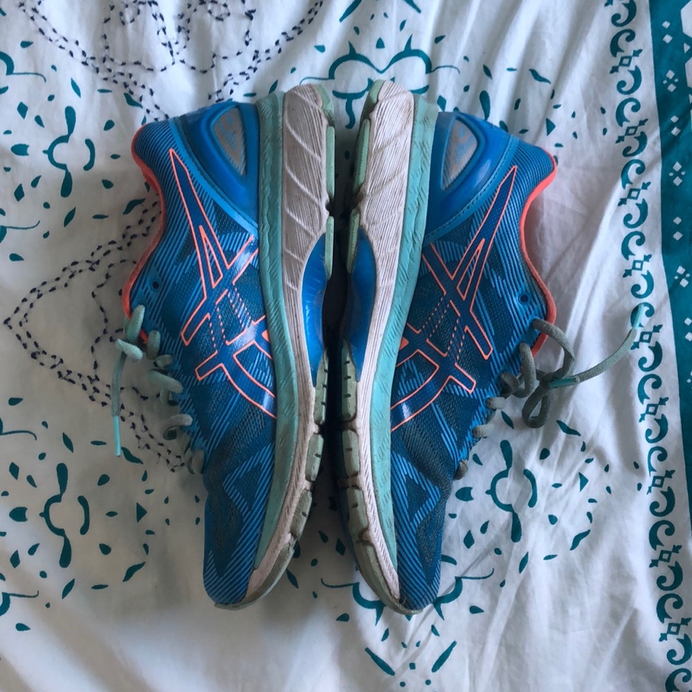 ASICS Running shoes - Picture 2 of 4